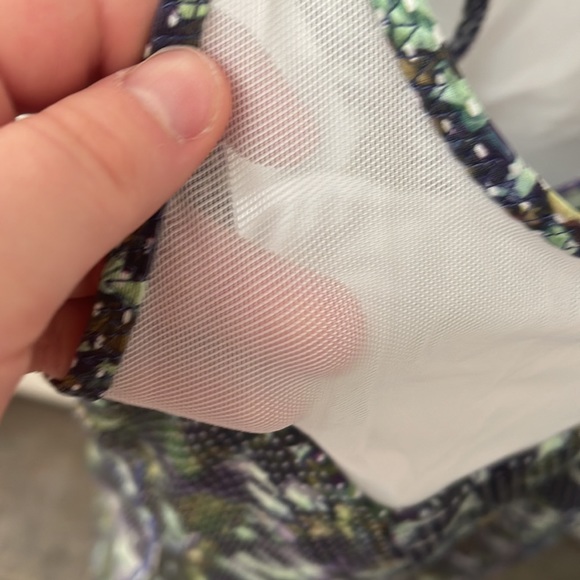 LULULEMON sports tank top - Picture 2 of 3